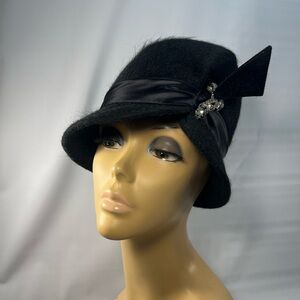 Vintage Cloche Hat, 100% Wool/Rhinestone 1920 Era Henry Pollak Wilshire New York